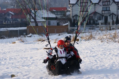 fall down while landing 